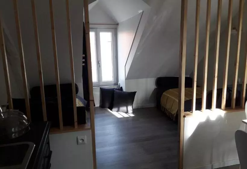 تختخواب و صبحانه Charmes En Ville Le Charme Authentique