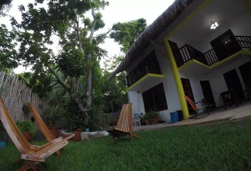 Retkeilymaja Casa Chejum Bacalar
