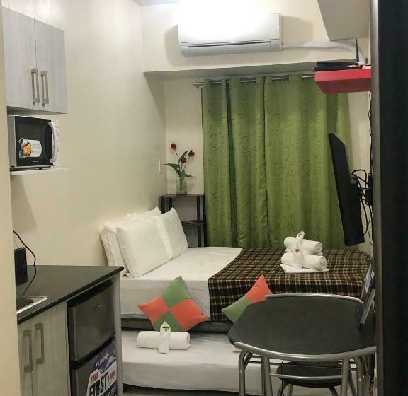 Stays At Green Residences Studio Couples Bed With Complimentary Breakfast For 2