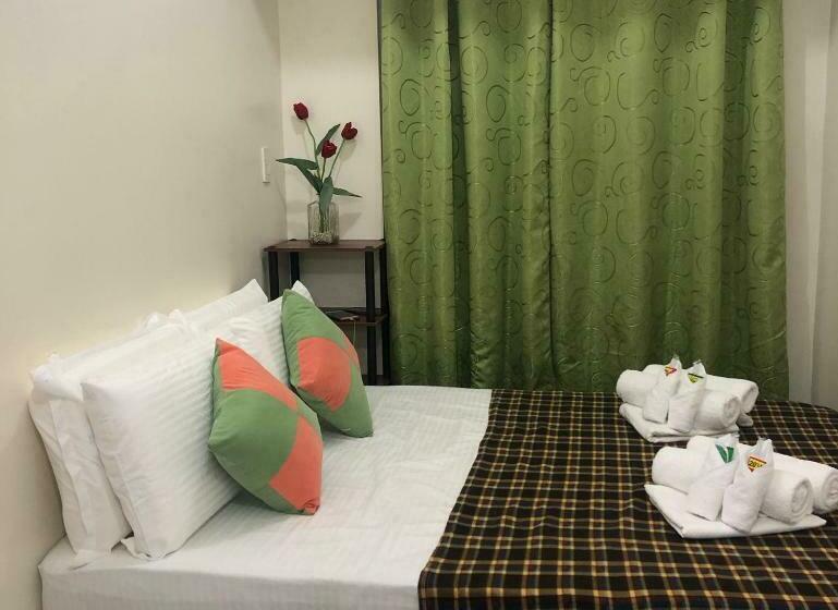Stays At Green Residences Studio Couples Bed With Complimentary Breakfast For 2