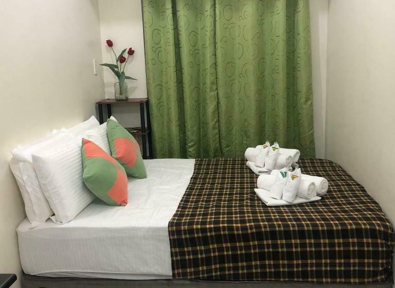 Stays At Green Residences Studio Couples Bed With Complimentary Breakfast For 2