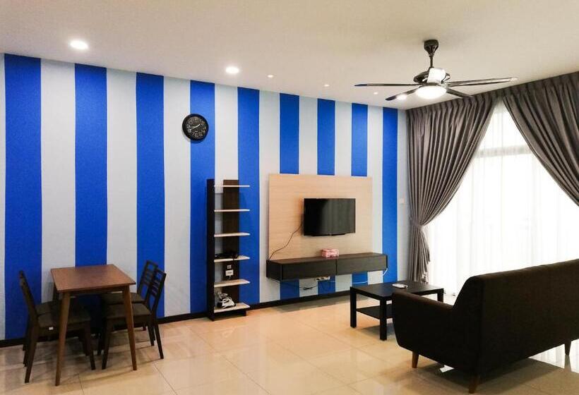 בית מלון כפרי Molek Regency Taman Molek