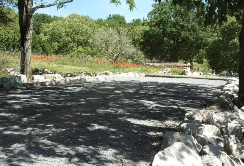 Majatalo Gîte L Escoussou Au Calme, 6p, 4ch, 130m2, Charme Et Nature, Piscine Chauffée, Sud Ardèche