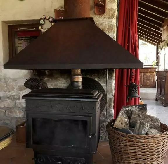 Aamiaismajoitus (B&B) Dependance Du Moulin Galuzot