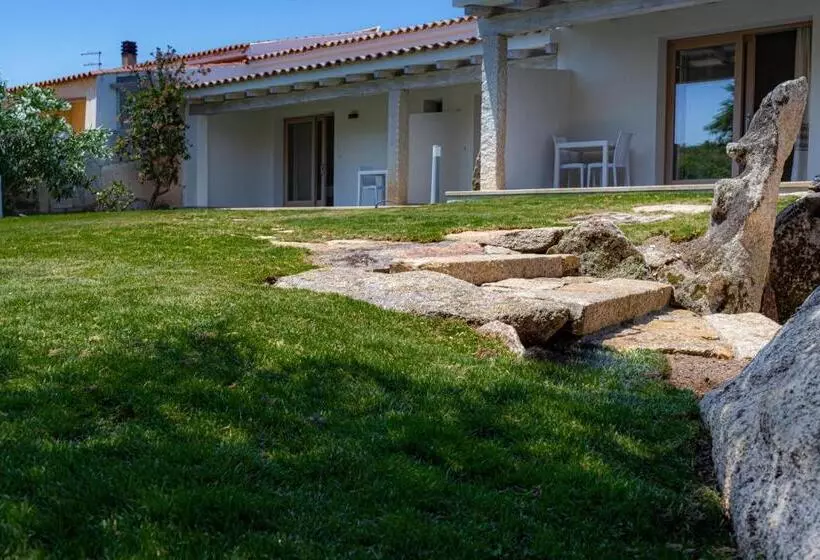 ベッドアンドブレックファースト La Corte Di Pulicinu