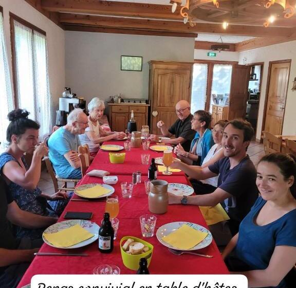 Bed and Breakfast Les Clarines Perceneige   Chambre D Hôtes Vue Sur Montagne