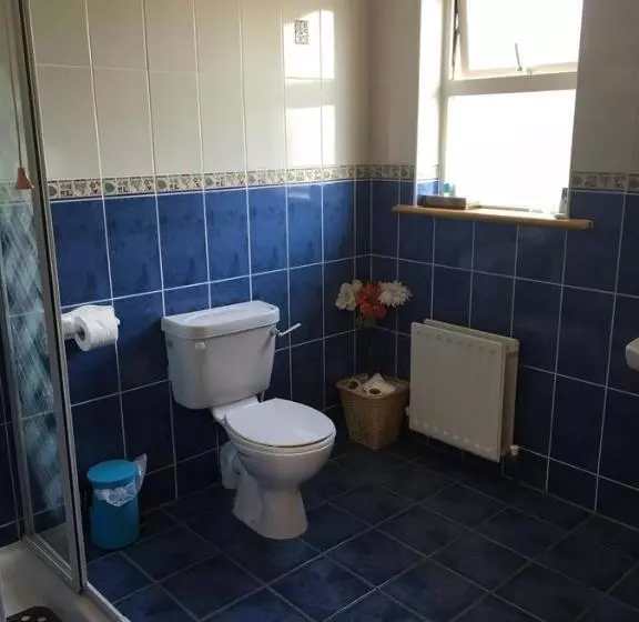 Heeneys Lodge B&b