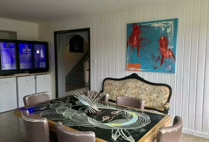Mamie Jane Motel