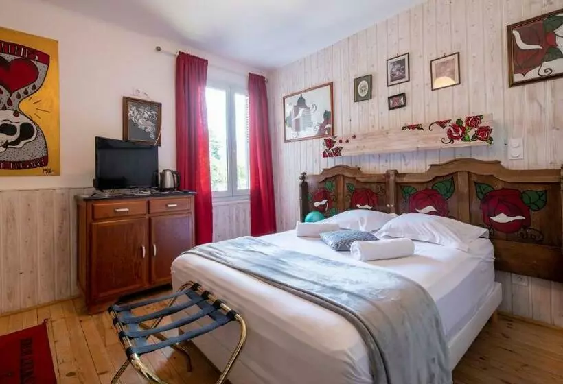 Mamie Jane Motel