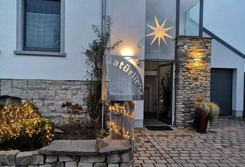 Majatalo Famos Schlafen