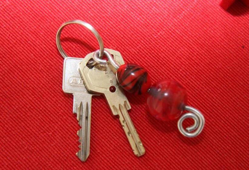 膳宿费 Famos Schlafen