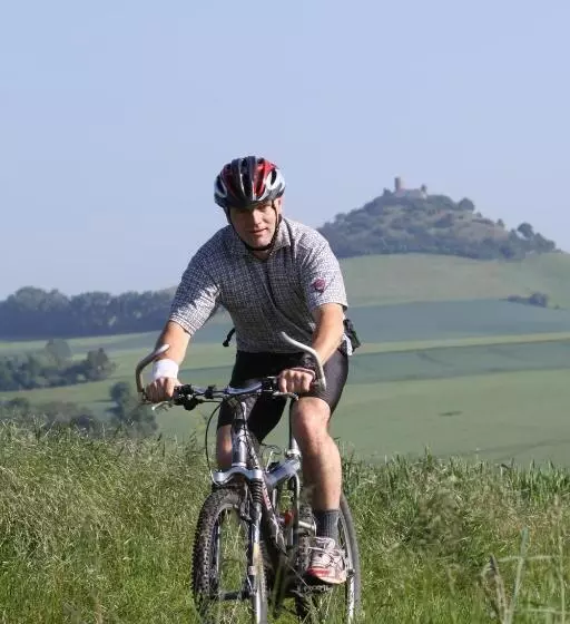 Majatalo Famos Schlafen