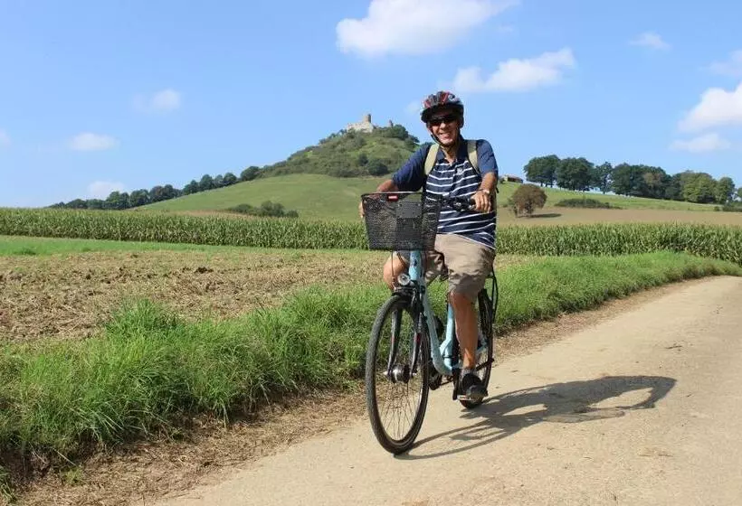 Majatalo Famos Schlafen