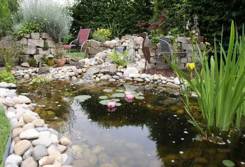 Majatalo Famos Schlafen