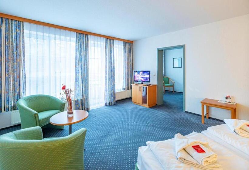 فندق Rostock West Im Kritzmow Park