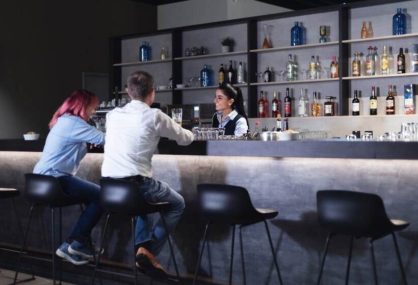 Garner Hotel Augsburg Nord, An Ihg