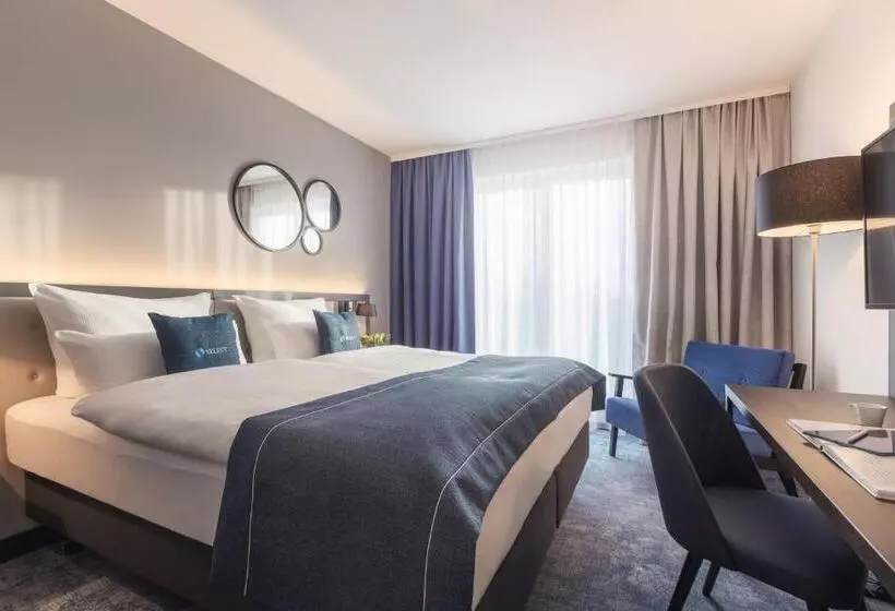 Garner Hotel Augsburg Nord, An Ihg