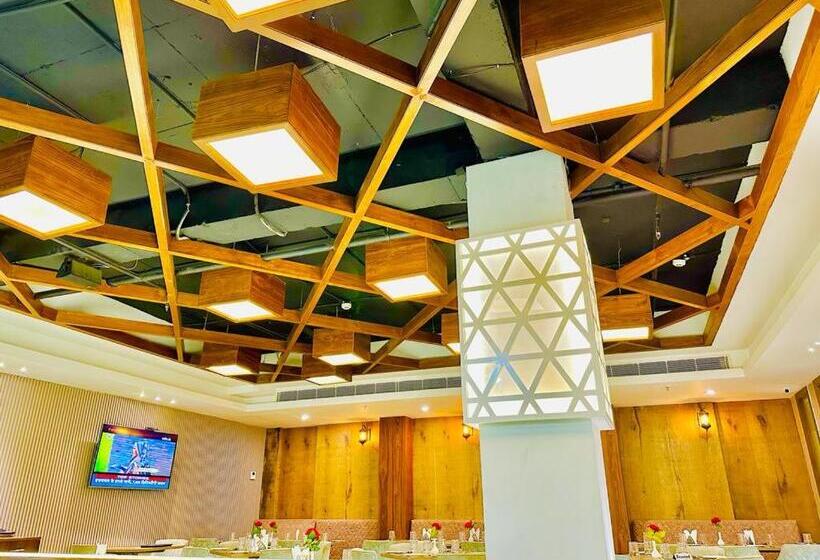 هتل Superia Grand