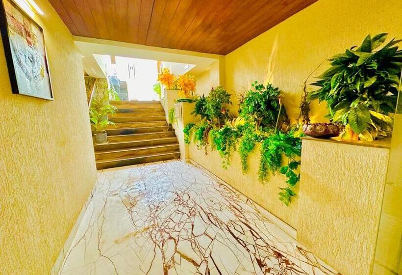 هتل Superia Grand