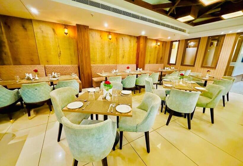 هتل Superia Grand