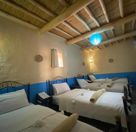 هاستل Auberge & Restaurant Agaudal