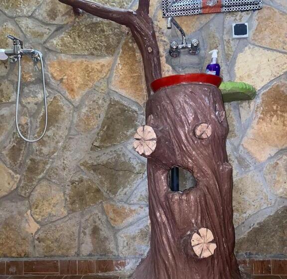 هاستل Auberge & Restaurant Agaudal