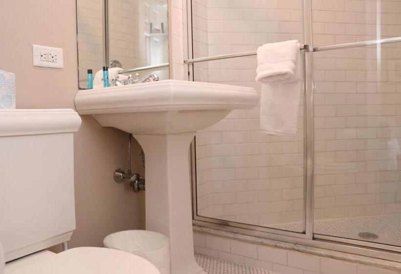 Heart Of South End, Convenient, Comfy Studio #22