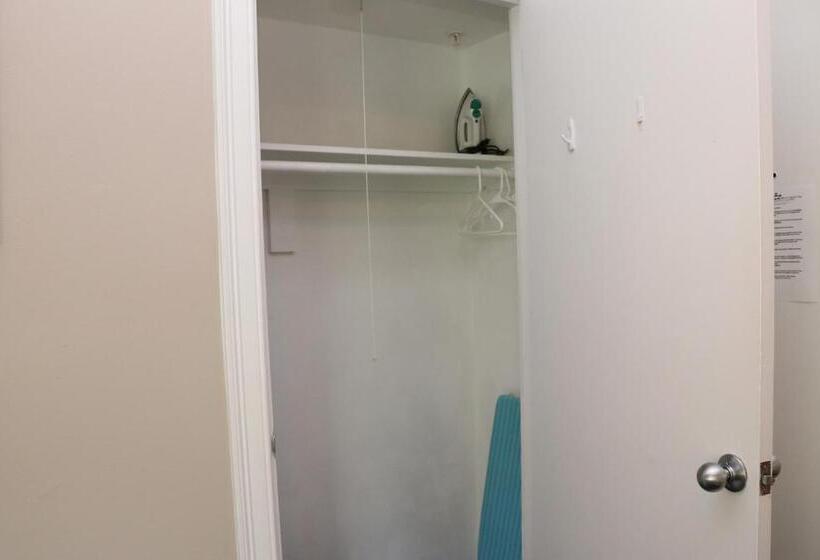 Heart Of South End, Convenient, Comfy Studio #22