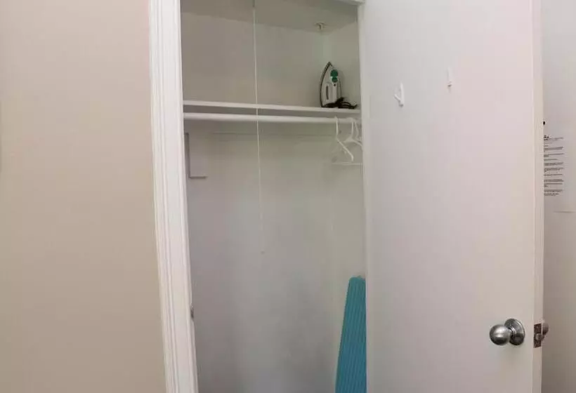 Heart Of South End, Convenient, Comfy Studio #22