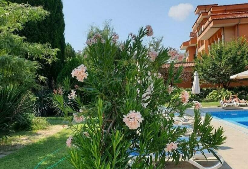 Family Hotel Magnolia