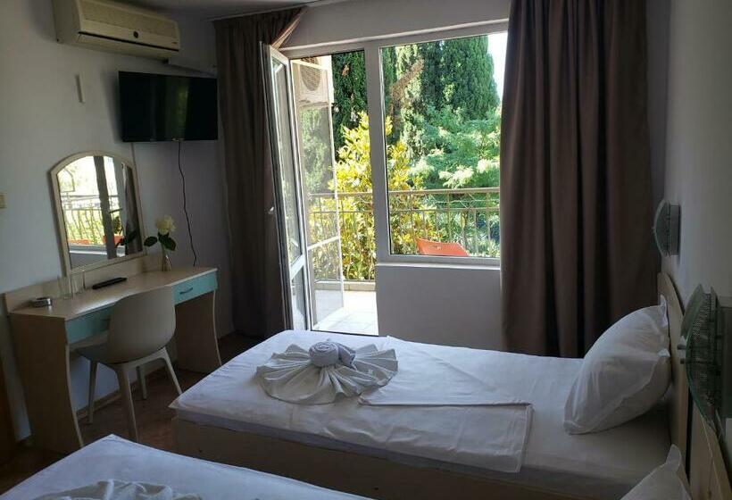 Family Hotel Magnolia