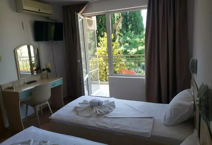 Family Hotel Magnolia