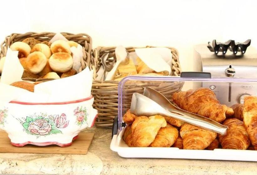 پانسیون Argileto Aqua