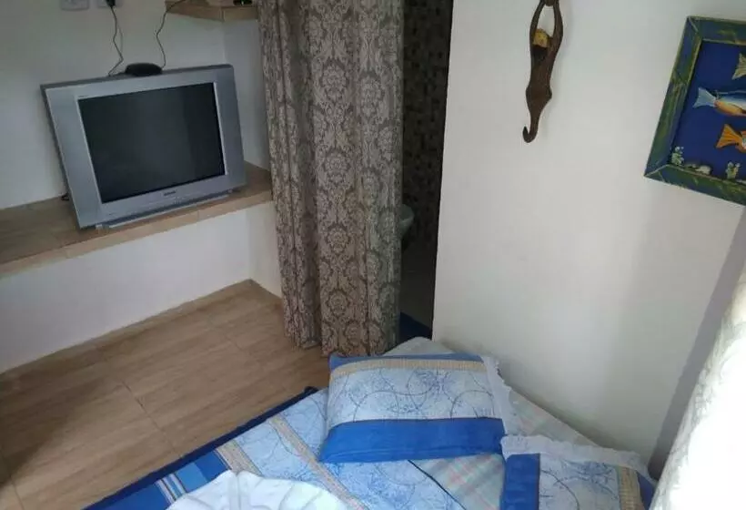 ベッドアンドブレックファースト Suíte 4 Para Pcd Com Piscina Em Caraguatatuba