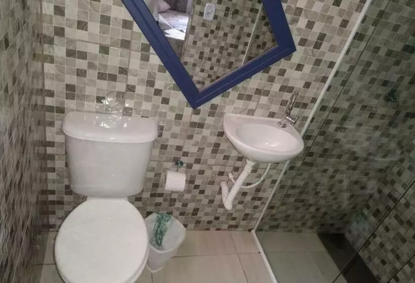 ベッドアンドブレックファースト Suíte 4 Para Pcd Com Piscina Em Caraguatatuba
