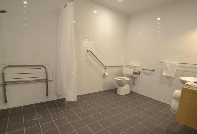 호텔 The Astor Suites