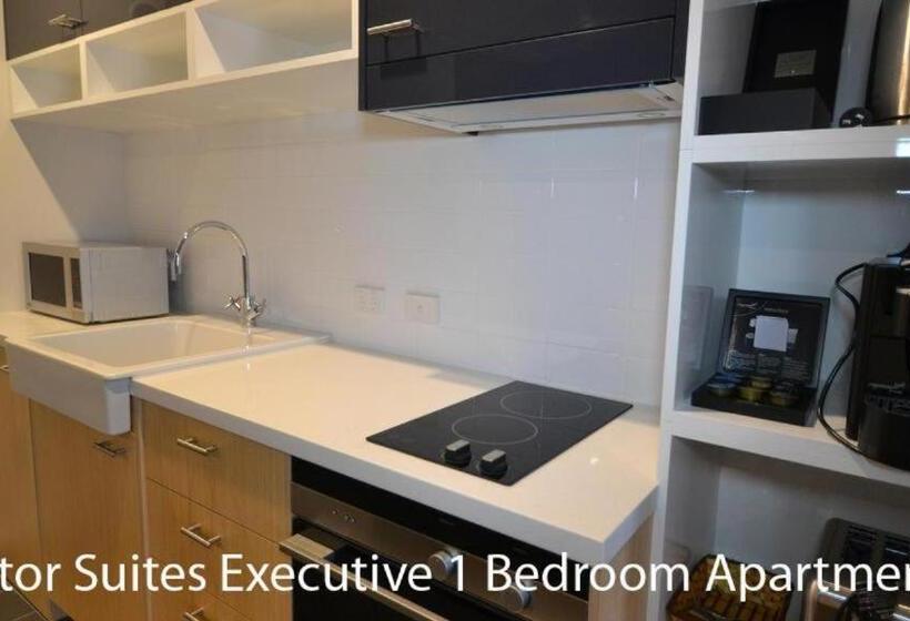 호텔 The Astor Suites