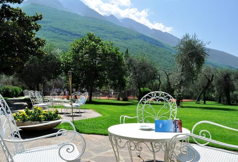 Club Hotel Olivi   Tennis Center