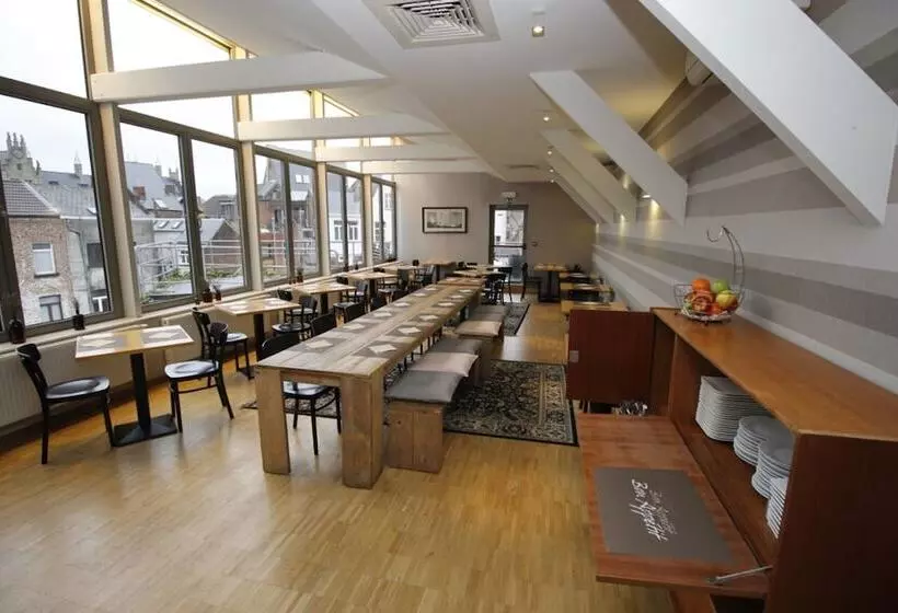 هتل 3 Paardekens City Centre