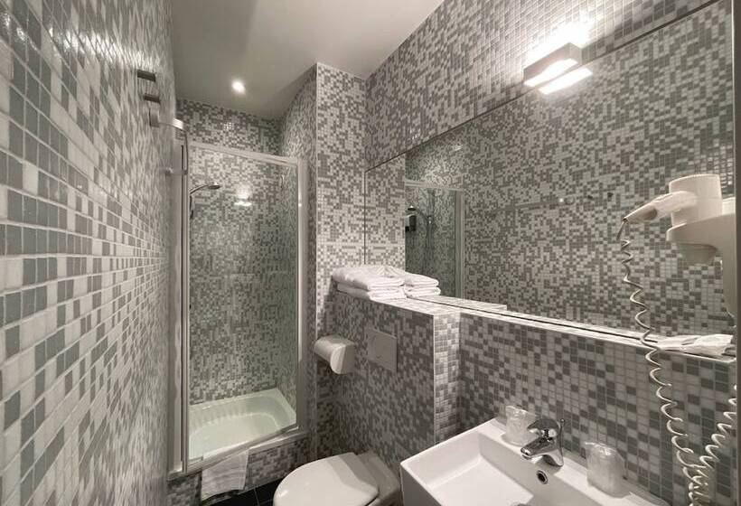 هتل 3 Paardekens   City Centre