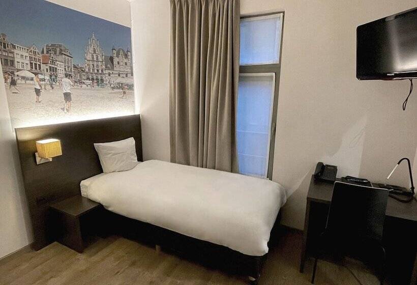 هتل 3 Paardekens   City Centre