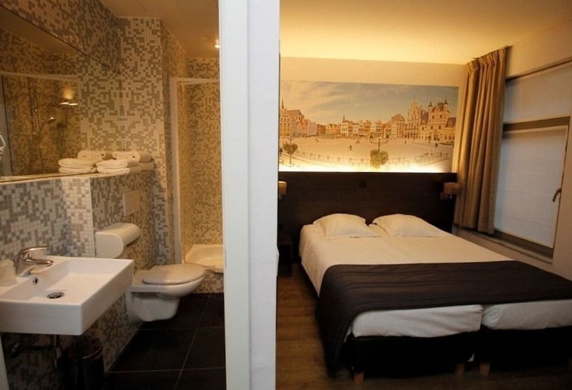 هتل 3 Paardekens   City Centre