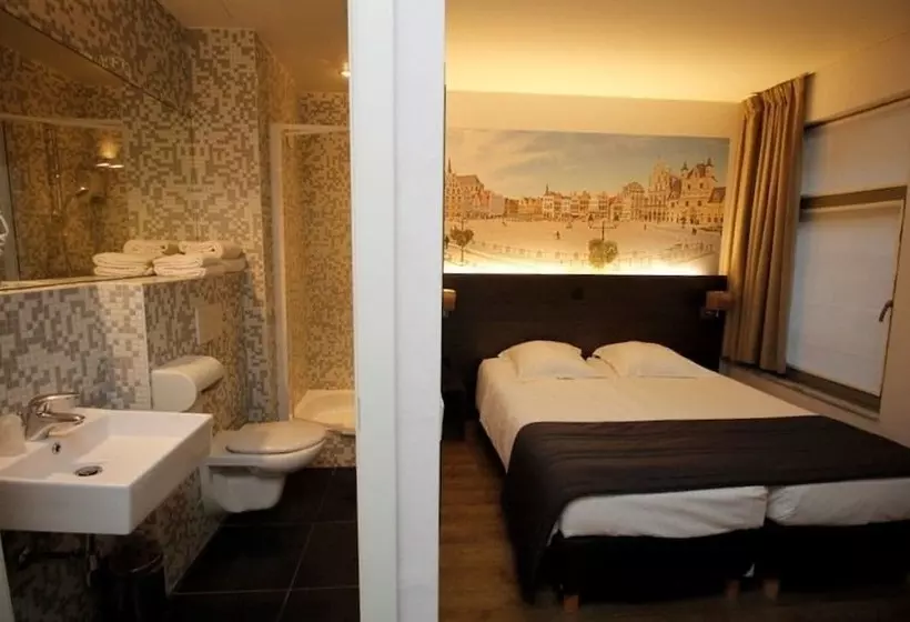 هتل 3 Paardekens City Centre