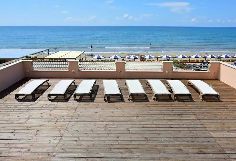 ホテル Acquasanta