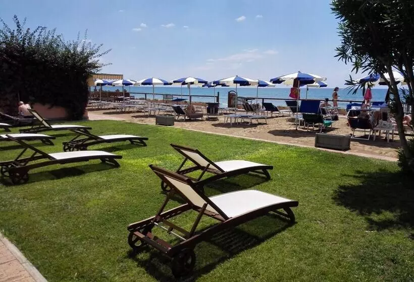 ホテル Acquasanta