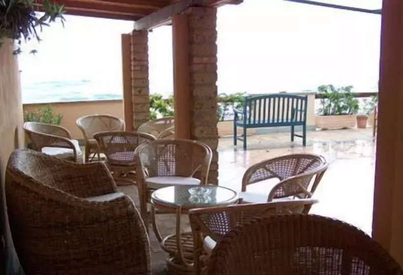 ホテル Acquasanta