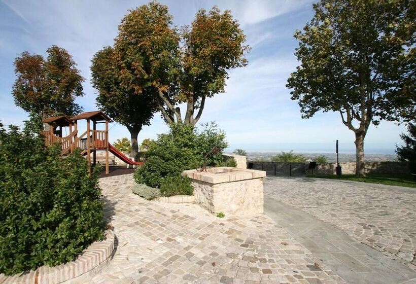 فندق Albergo Centopini