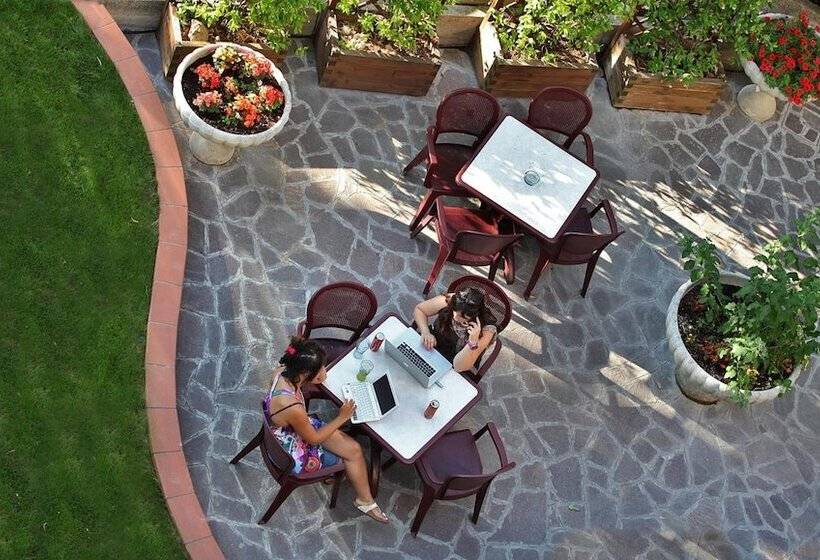 فندق Albergo Centopini