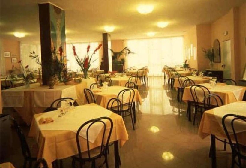 فندق Albergo Centopini