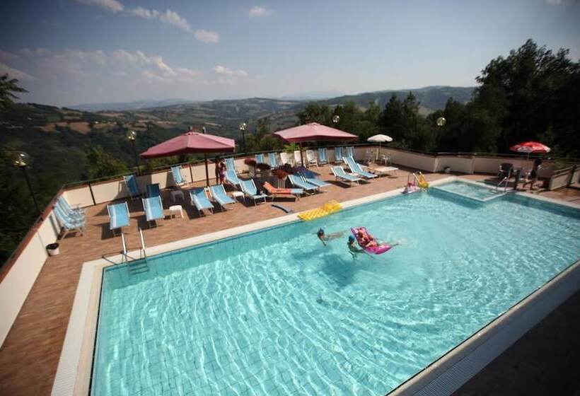 فندق Albergo Centopini